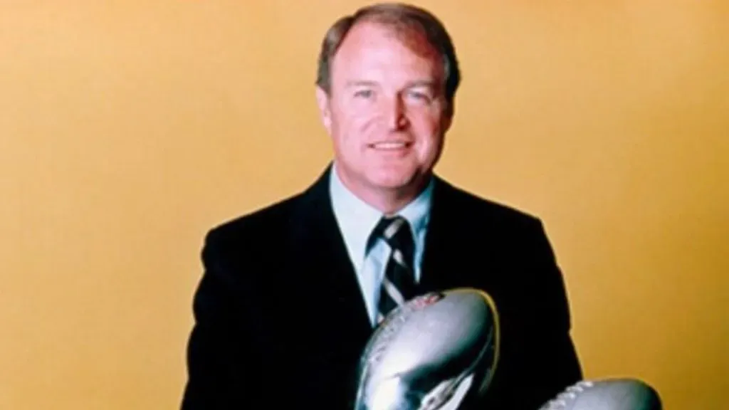 Chuck Noll (Source: @VintageSteelers)