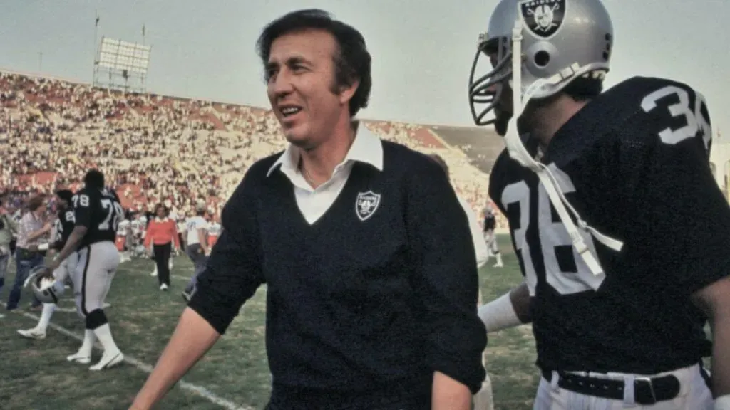 Tom Flores (Source: @NFLMAVERICK)