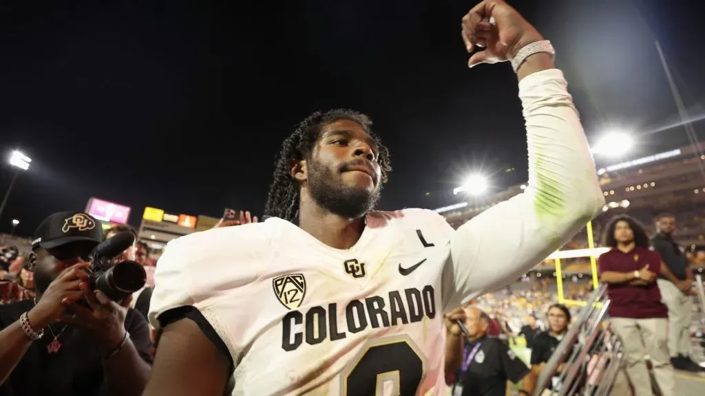 Quarterback Shedeur Sanders #2 of the Colorado Buffaloes celebrates as he walks off the field following the NCAAF game against the Arizona State Sun Devils at Mountain America Stadium on October 07, 2023. (Source: Christian Petersen/Getty Images)