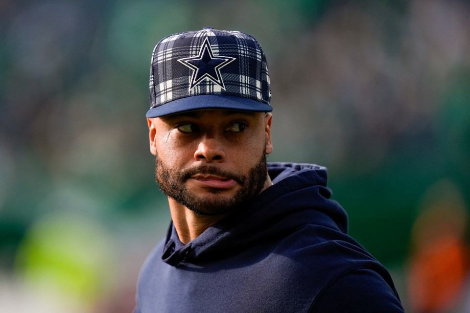 Dak Prescott's girlfriend's car was broken into the day after Christmas in Dallas