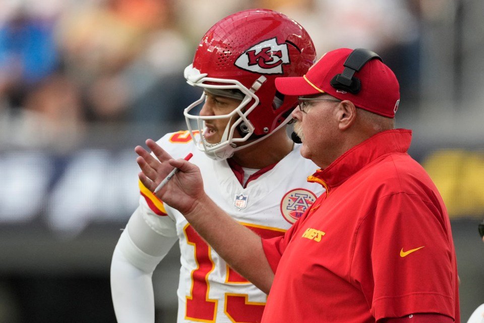 Patrick Mahomes and Andy Reid on the sidelines.